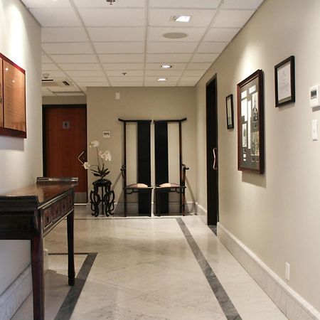 Hotel Rialto Victoria Bagian luar foto