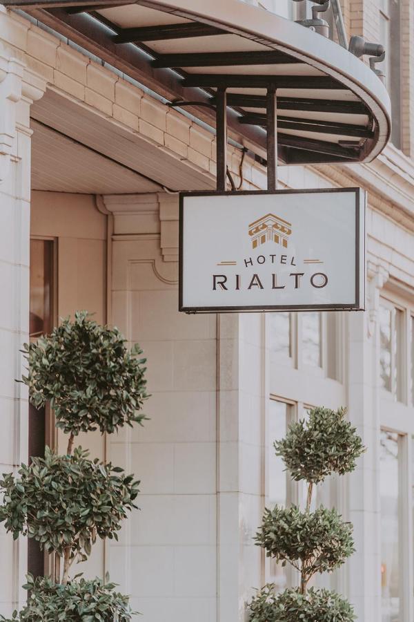 Hotel Rialto Victoria Bagian luar foto